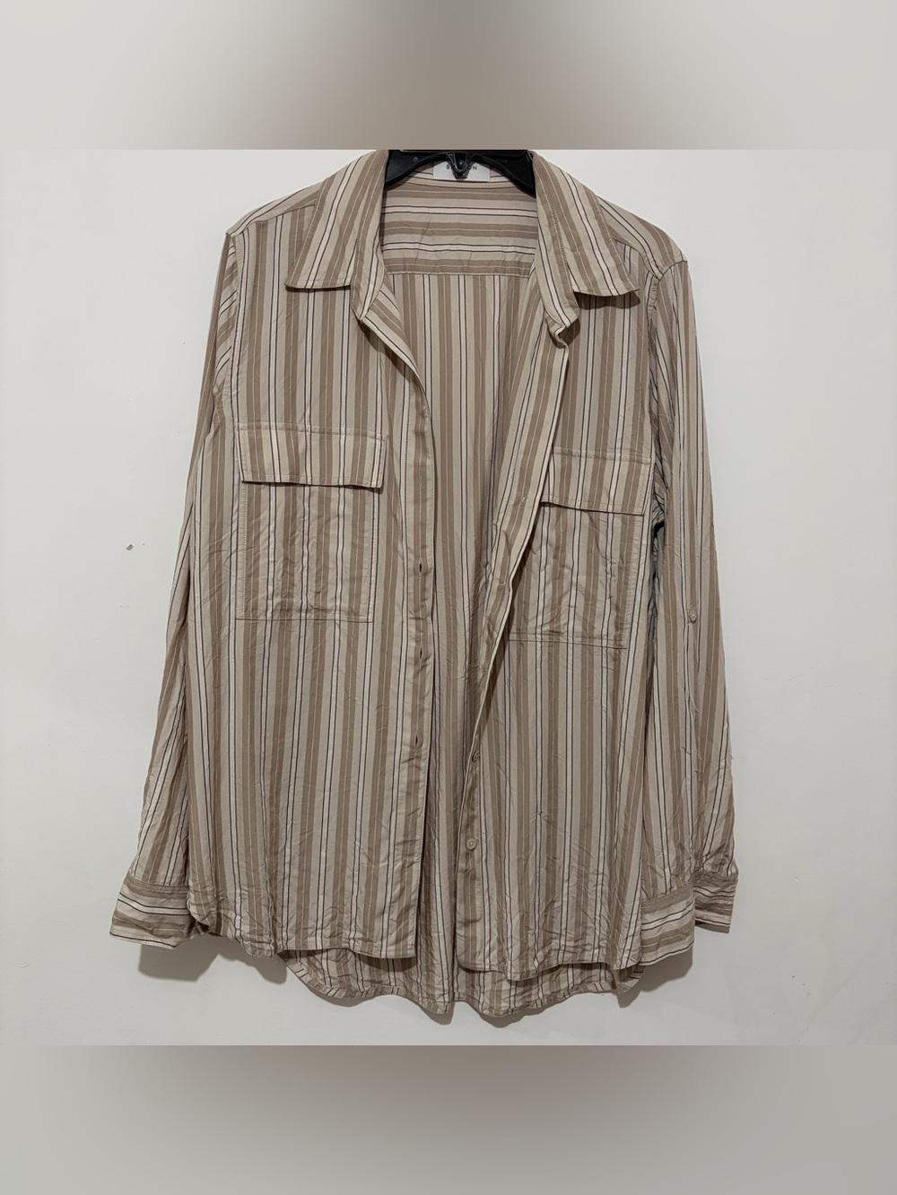 Aritizia Babaton Button Up Shirt